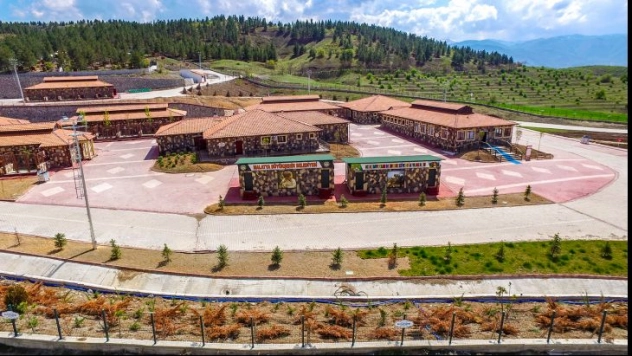 Türkiye'ye Örnek  Bir Merkez