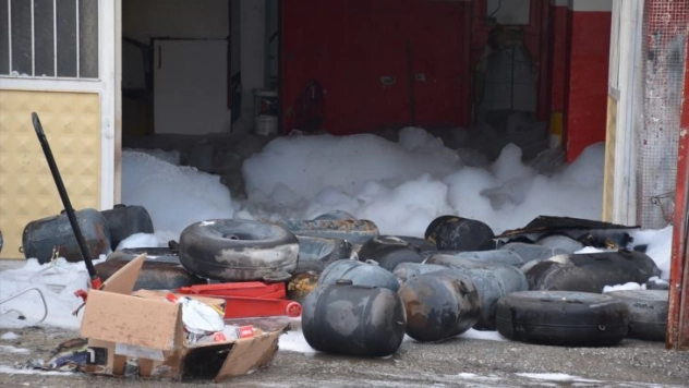 Malatya'da otomobilin LPG deposu patladı: 3 yaralı