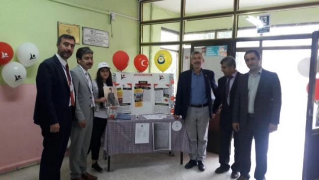 Arapgir'de Tübitak 4006 Bilim Fuarı Düzenlendi