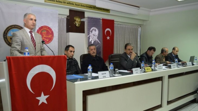 Ayakkabıcılar Odası'nda Karakoç güven tazeledi