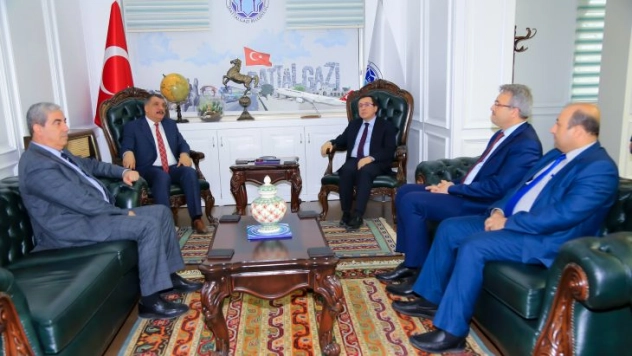Rektör Prof. Dr. Kızılay, Başkan Gürkan'ı Ziyaret Etti