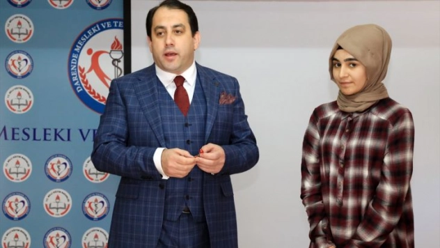 Darende'de kitap okuyanlar ödüllendirildi