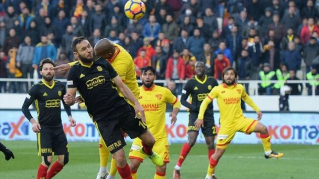 Kaplan Kan Kaybetmeye Devam Ediyor:2-3