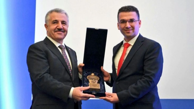 Büyükşehir Belediyesinin 2 projesi ödül aldı