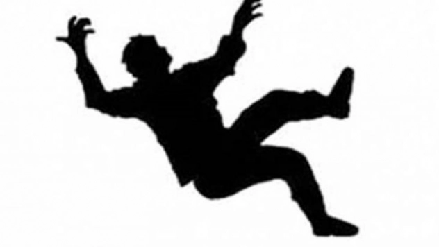 Malatya'da çatıdan düşen işçi öldü