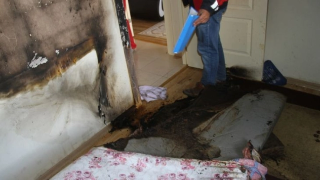 Ağrı'da ev yangını