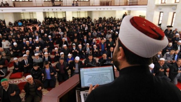 Cuma namazı sonrası kar ve yağmur duası yapıldı