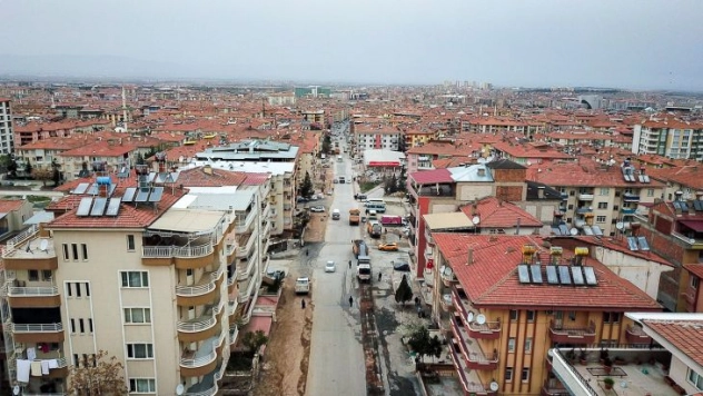 Mevlüt Aslanoğlu Caddesi Yenileniyor