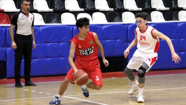 U-15 Erkekler 4. Bölge Şampiyonası Malatya'da başladı.