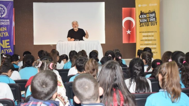 Geleceğin Yazarları, Yazarlarla Buluşmaya Devam Ediyor