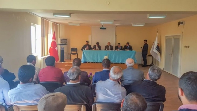 Maski Muhtarlarla İstişare İçinde