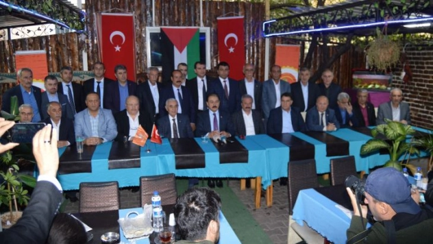 Keskin: 'Filistinlilere yönelik katliamları nefretle kınıyoruz, Müslümanlar ayağa kalkmalı'