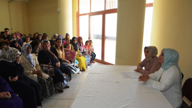 Esra Tüfenkci ve Neriman Kaban, Bayram Öncesi Ziyaretlerde Bulundular  