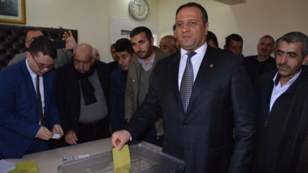 Yeşilyurt Şoförler Odası'nda Kılınç güven tazeledi