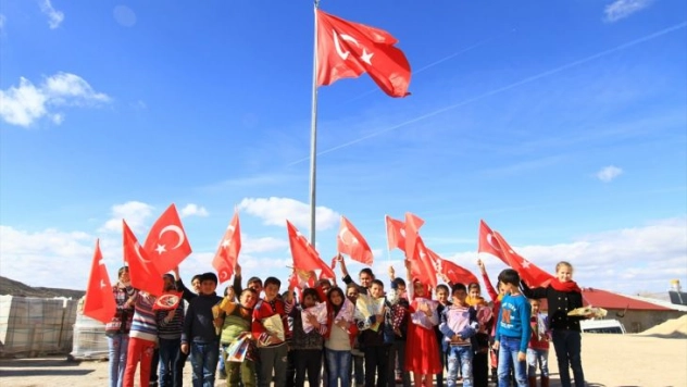 Mahalle sakinleri istedi kaymakam yerine getirdi