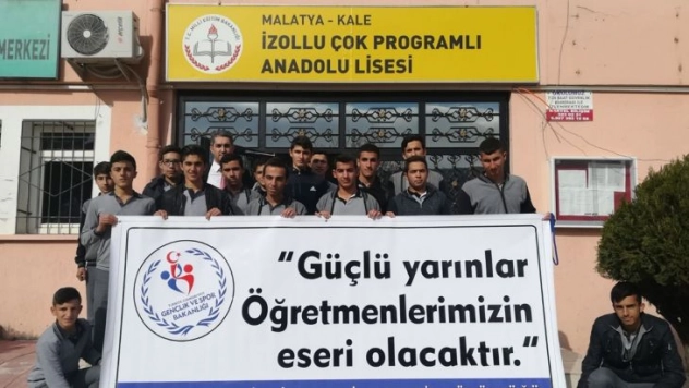 Güçlü Yarınlar Öğretmenlerimizin Eseri Olacak