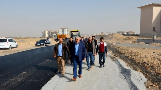 Polat,' 7/24 Milletimizin Hizmetindeyiz'