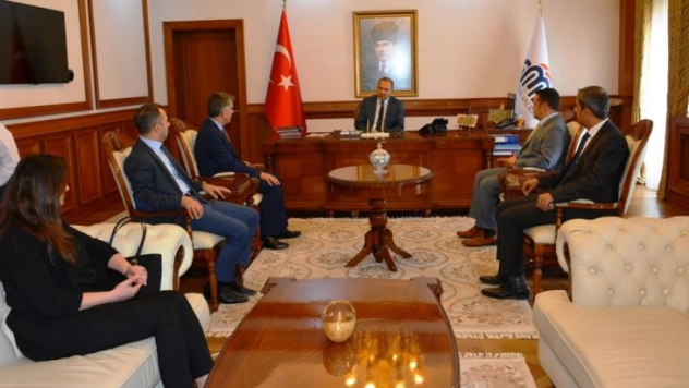 Tapu Ve Kadastro Müdürlerinden Vali Kaban'a Ziyaret  