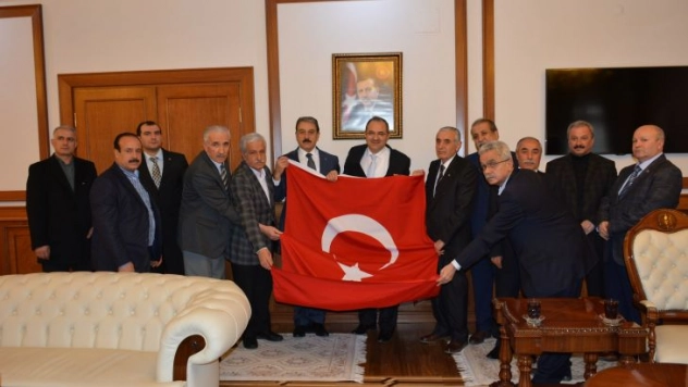 Keskin: 'Her zaman devletin, milletin yanındayız'