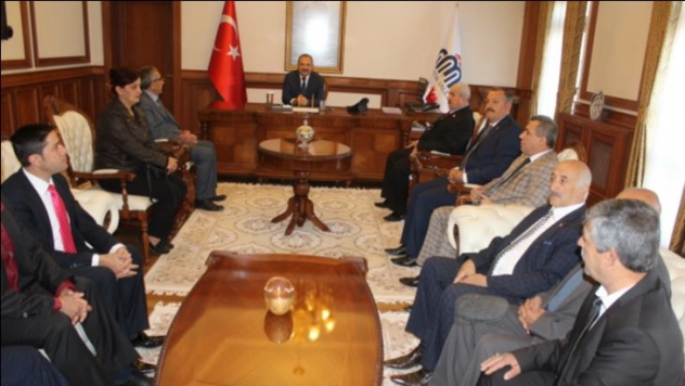 19 Ekim muhtarlar günü kutlandı