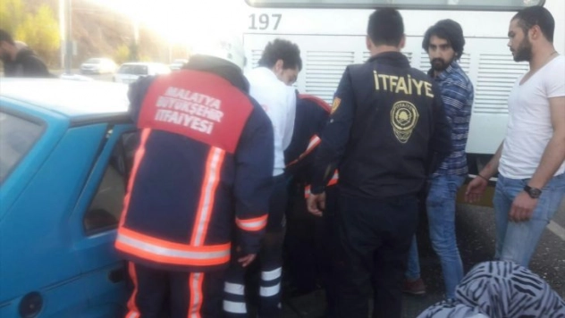 Malatya'da trafik kazası: 2 yaralı