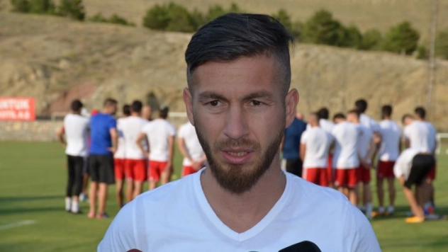 Adem Büyük'ten transfer açıklaması