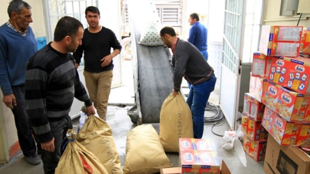 Darende'deki okullardan Arakan'a yardım