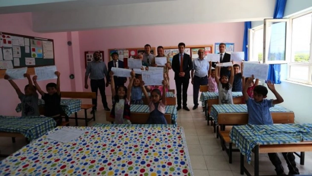 Yazıhan'da Karne Sevinci