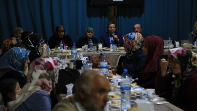 Darende Belediyesinden ev hanımlarına iftar