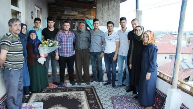 Kendine ve Kentine Saygı Duy Yaşlılara Saygılı Ol