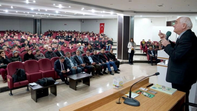 Atık pil semineri düzenlendi