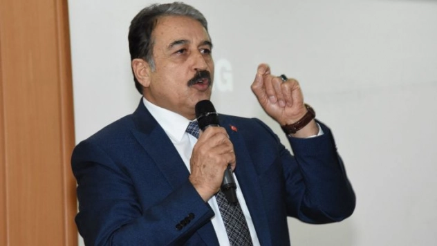 Keskin: 'FETÖ kırıntılarının gücü yetmeyecek, benim akil insanım esnaftır'