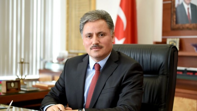 Peygamberimizin Doğumu İnsanlığa Rahmet ve Güzellikler Sunmuştur