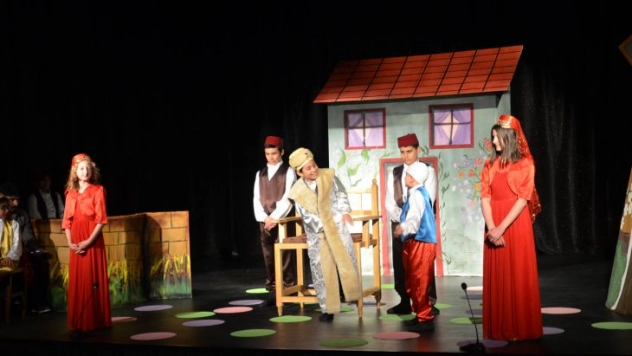 Büyükşehir'in Çocuk Tiyatrosu Göz Doldurdu