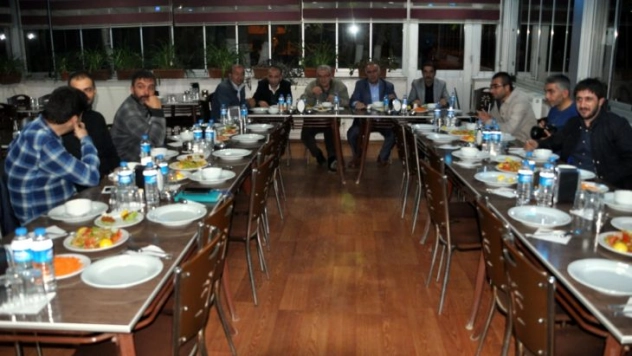 Başkan Yaktı, gazetecilerle buluştu