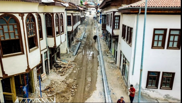 Polat: Caddemizi Nezih Bir Görünüme Kavuşturacağız