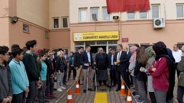 Farklı Olanla Birlikte Yaşamak