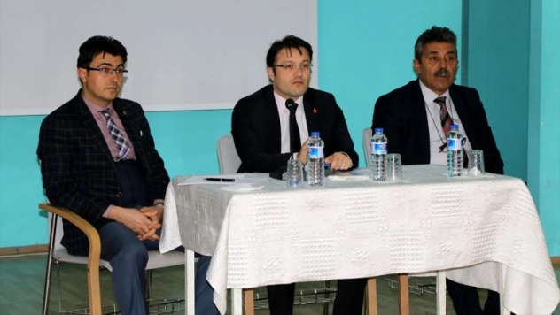 Kaymakam Efendioğlu okul müdürleriyle bir araya geldi