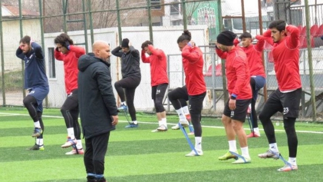 Elazığ Karakoçan FK, Kızılcabölükspor hazırlıklarına başladı