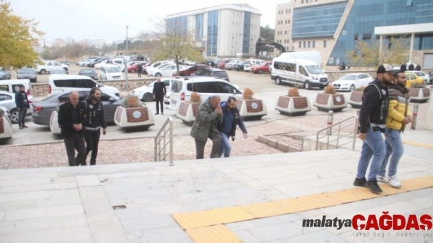 Elazığ merkezli 2 ilde silah ticareti operasyonu: 12 gözaltı