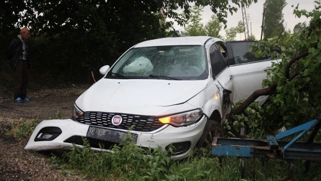 Elazığ'da iki ayrı kaza: 2 ölü, 3 yaralı