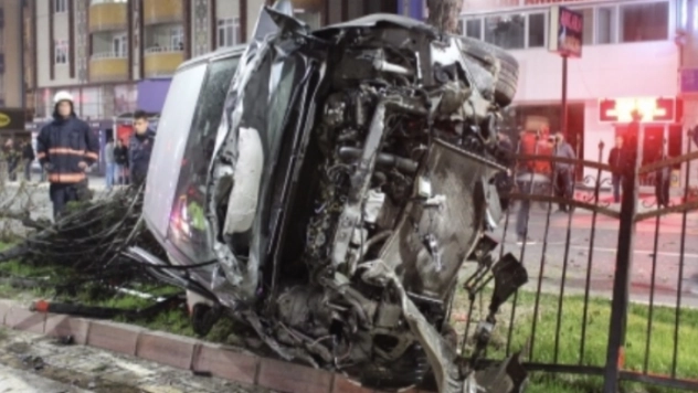 Elazığ'da kaza kazayı getirdi: 3 yaralı