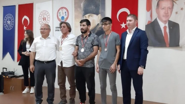 Elazığlı Okan Orman, satrançta Türkiye 3.'sü oldu