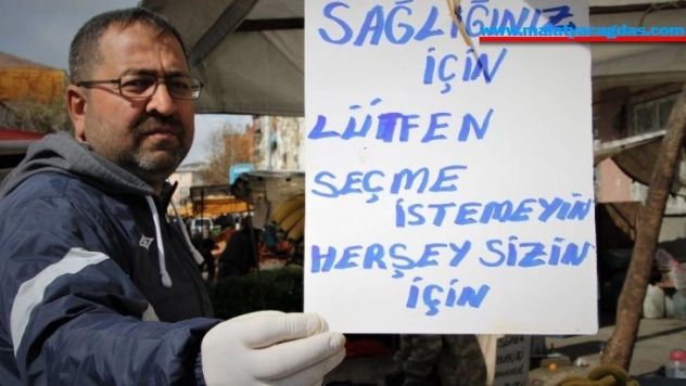 Elazığlı pazarcıların korona virüs önlemi
