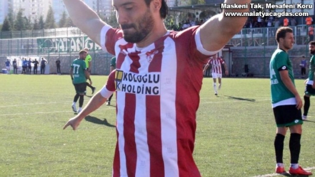 Elazığspor'da Yiğitcan Erdoğan, sözleşmesini feshetti