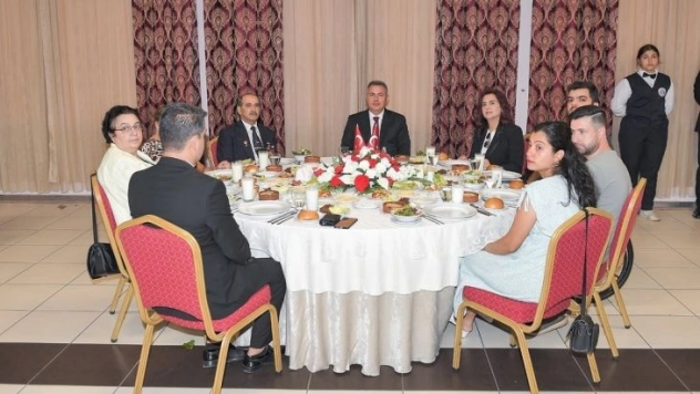 Elban:  'Vatanımız ve devletimiz kıyamete kadar payidar olmaya devam edecek'