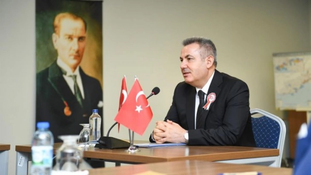 Elban: 'Kadınlarımızın hak ettikleri saygınlığa ulaşması temel gayemiz'