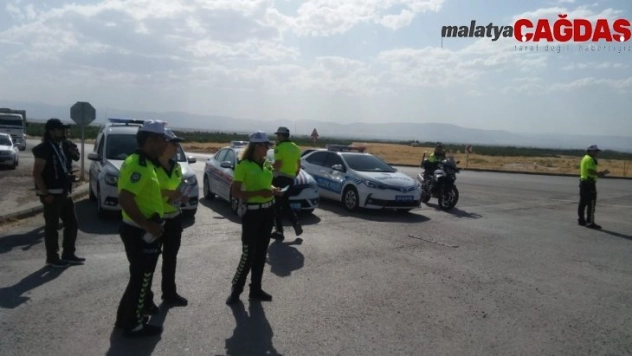 Emniyet ekipleri bayramda tedbiri elden bırakmadı