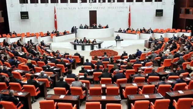 En Düşük Emekli Aylığı Yükseldi, Kamu Personelinde Yapısal Değişiklikler Yapıldı