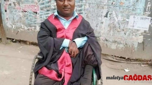 Engeli eğitimine engel olmadı